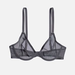 NWOT CUUP The Plunge Bra